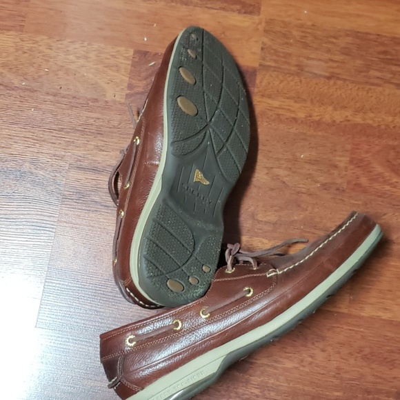 SPERRY GOLD CUPS Size 11